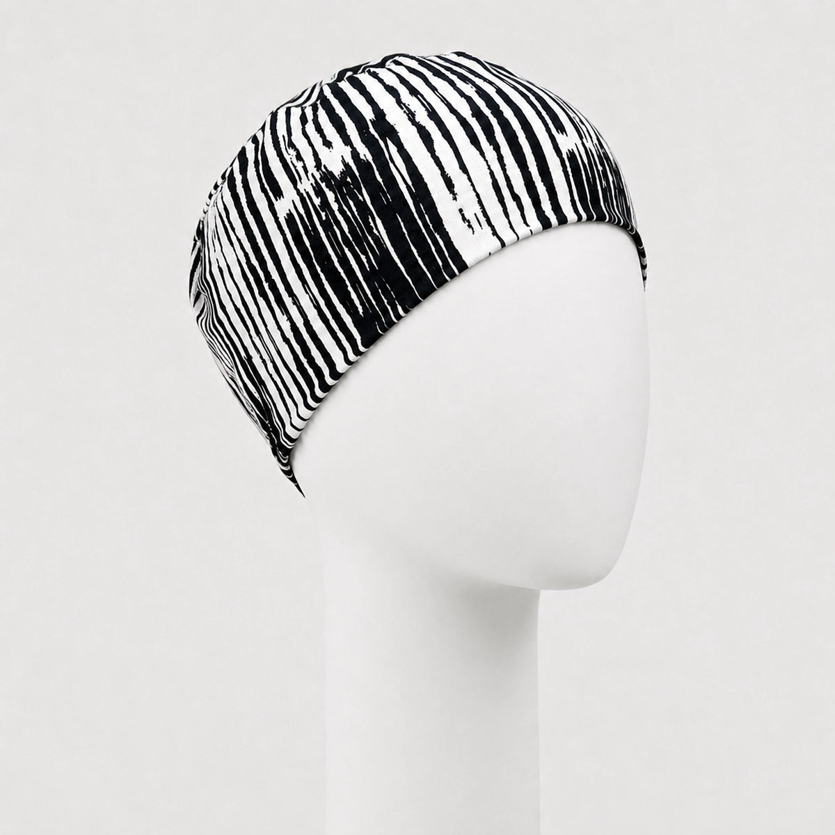 Bonnet confort zèbre Sibelle sur fond blanc