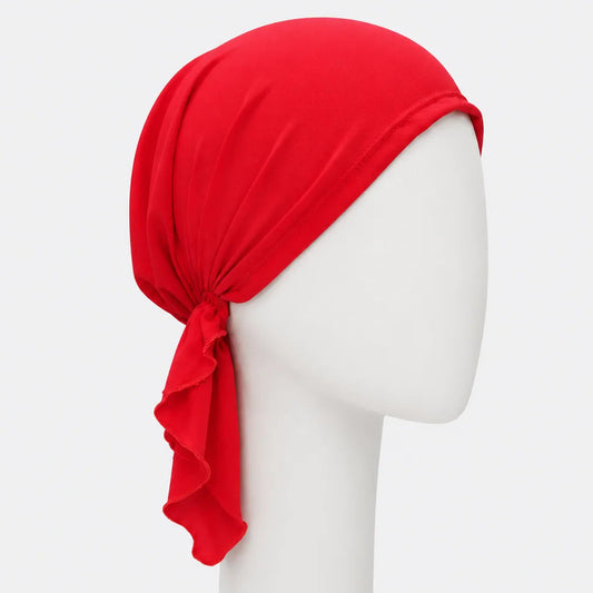 Foulard prénoué en chiffon rouge Sibelle sur fond blanc
