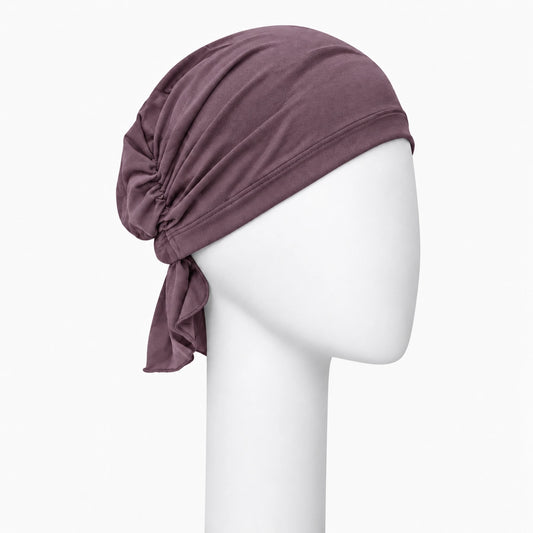 Foulard Sérénité en bambou prune Sibelle sur fond blanc