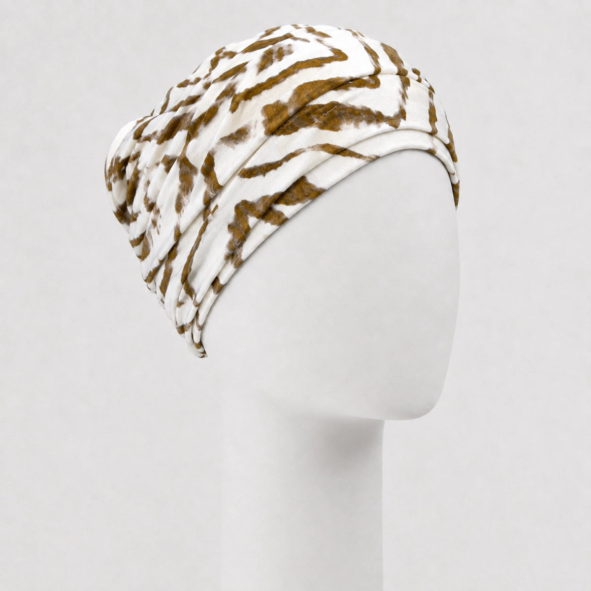 Bonnet twist brazil ivoire Sibelle sur fond blanc 
