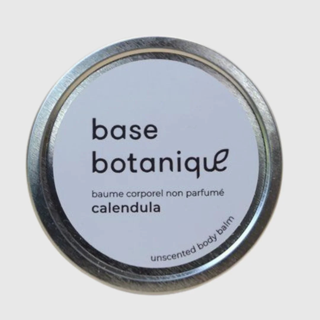 Baume miracle signé Base Botanique sur fond blanc