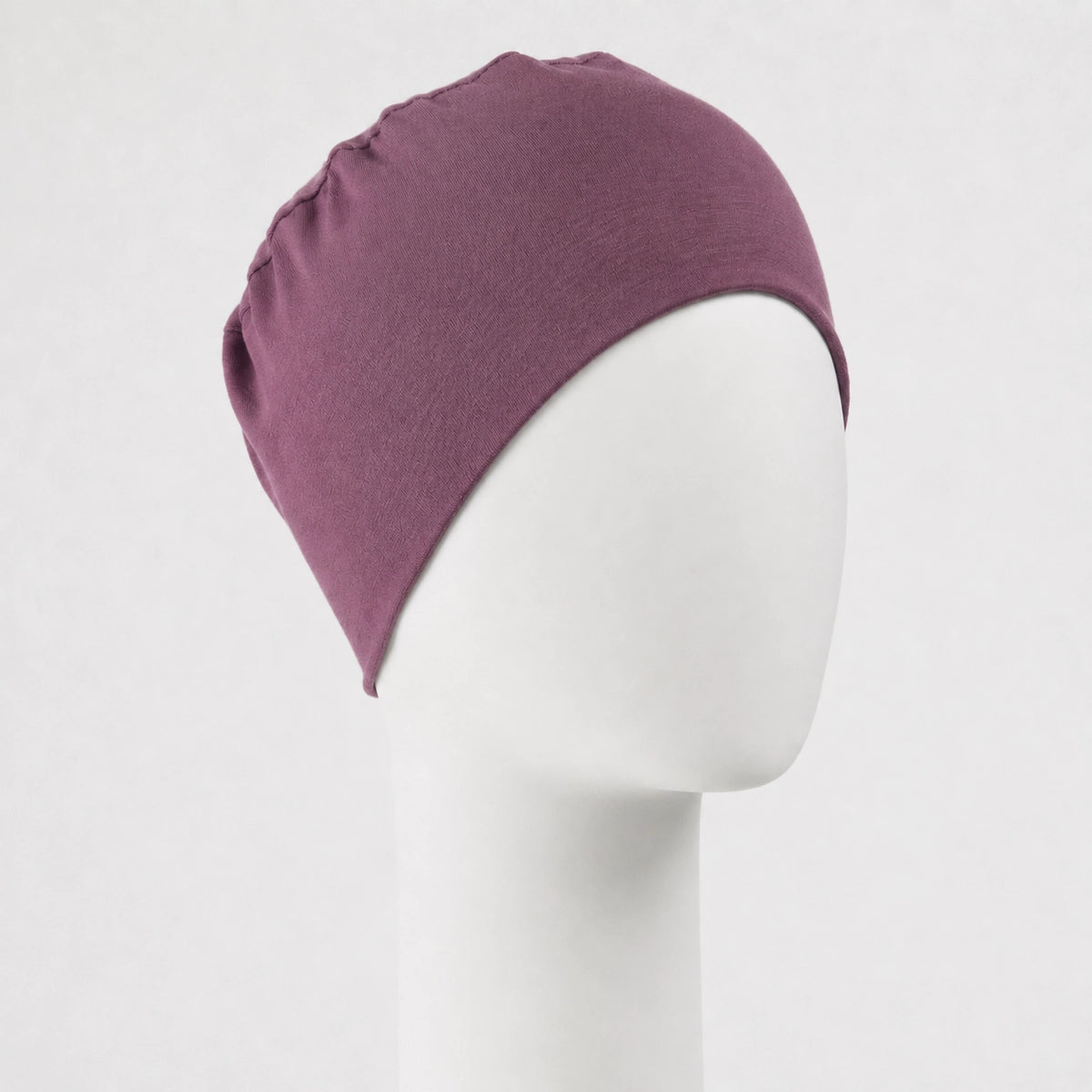 Bonnet confort en bambou prune Sibelle sur fond blanc