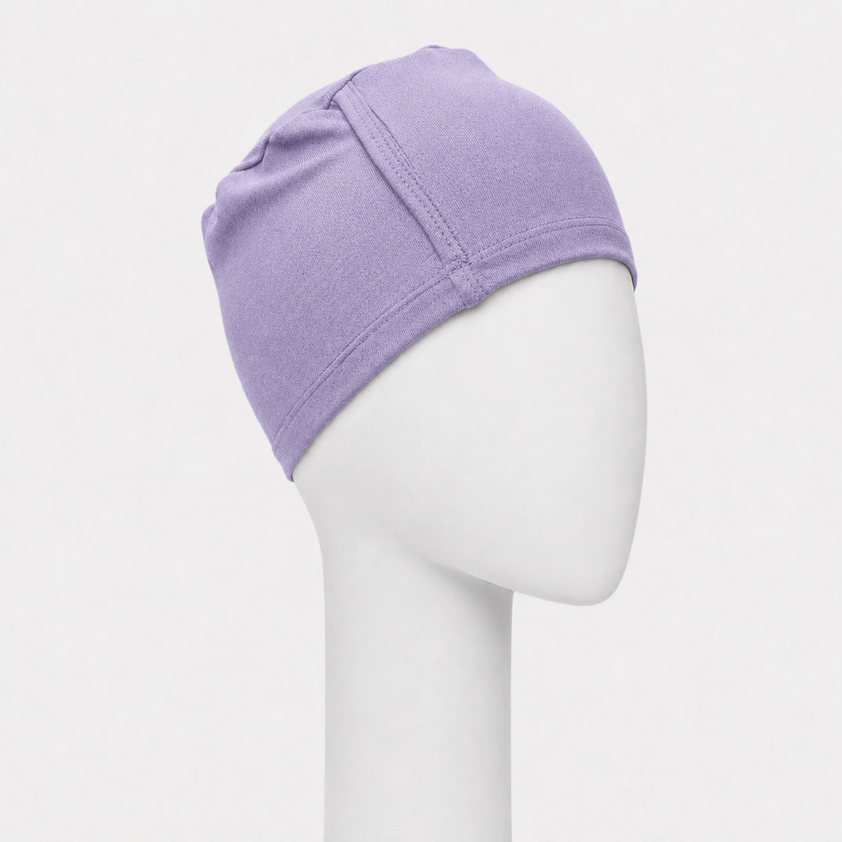 Bonnet de nuit Sibelle en bambou lilas sur fond blanc 