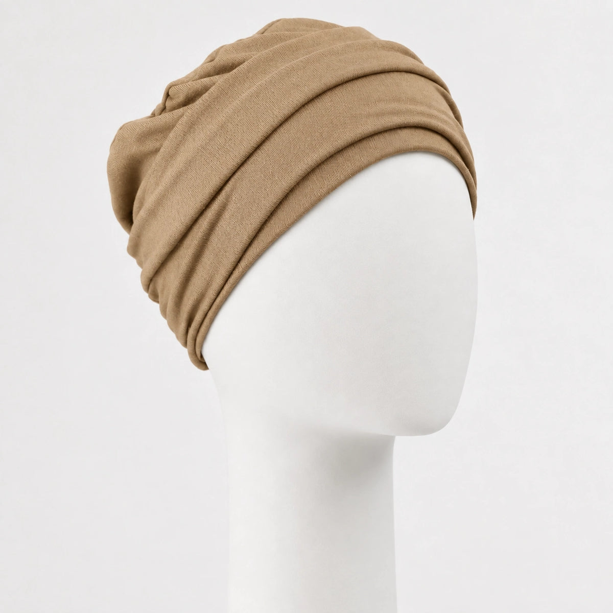 Bonnet twist en bambou sable Sibelle sur fond blanc