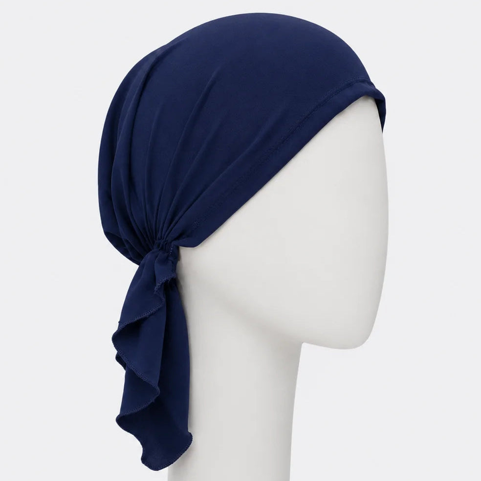 Foulard prénoué en chiffon marine Sibelle sur fond blanc