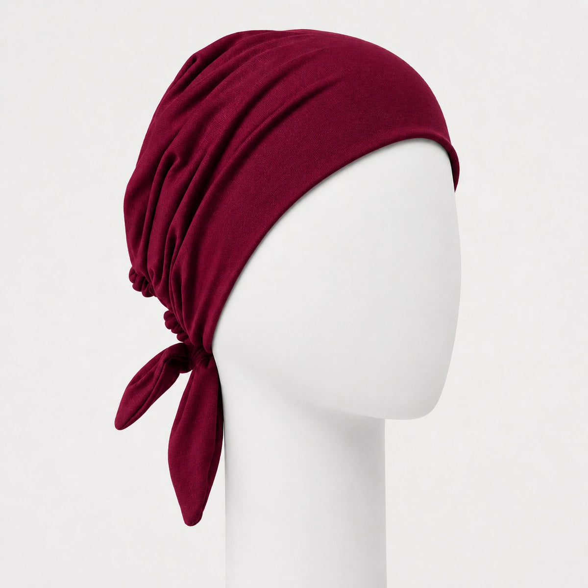 Foulard rétro en bambou rubi sur fond blanc