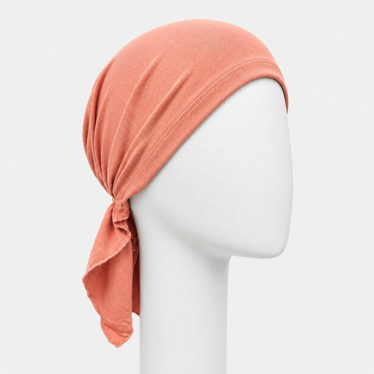 Foulard prénoué Sibelle en bambou corail sur fond blanc 