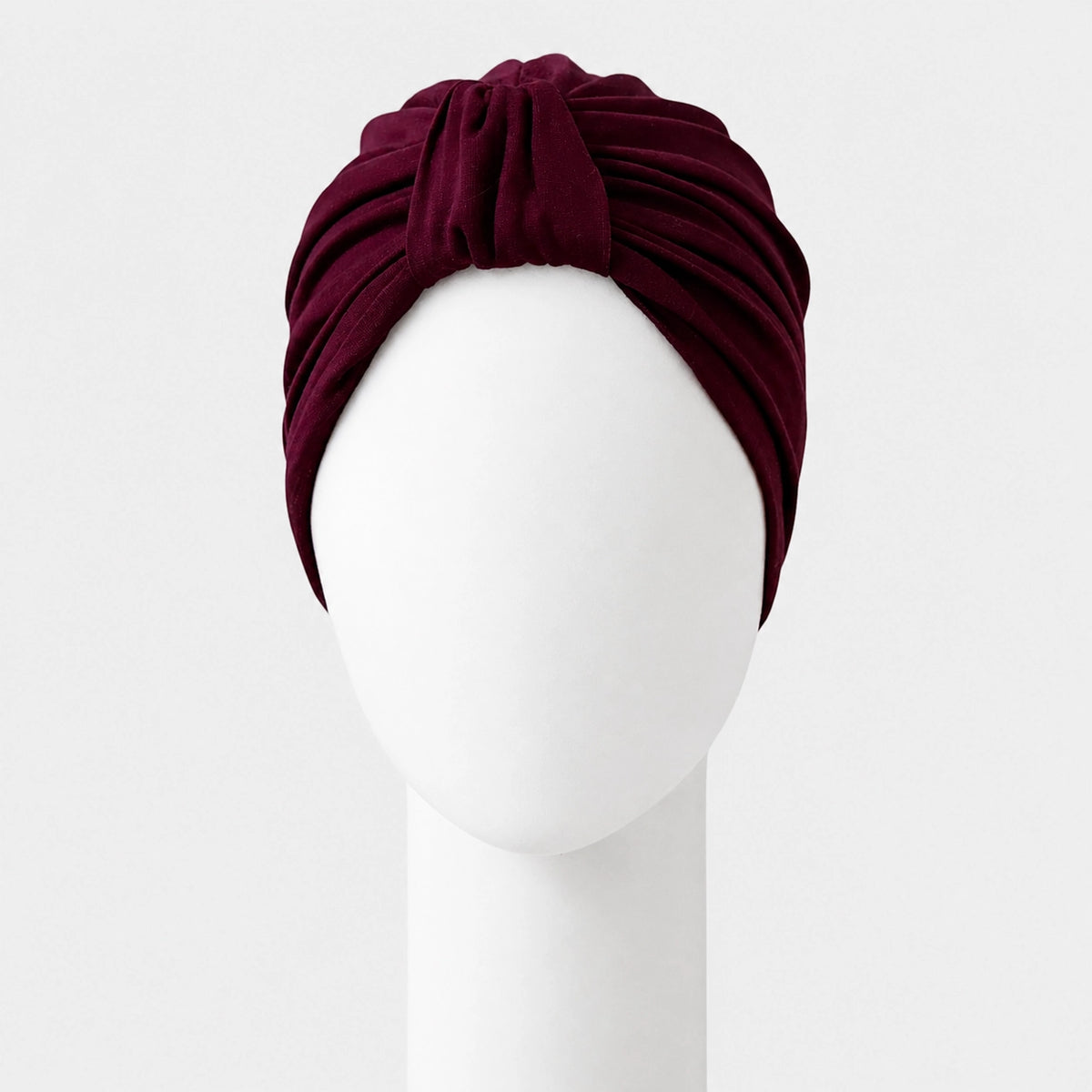 Turban en bambou rubi Sibelle sur fond blanc vue de face